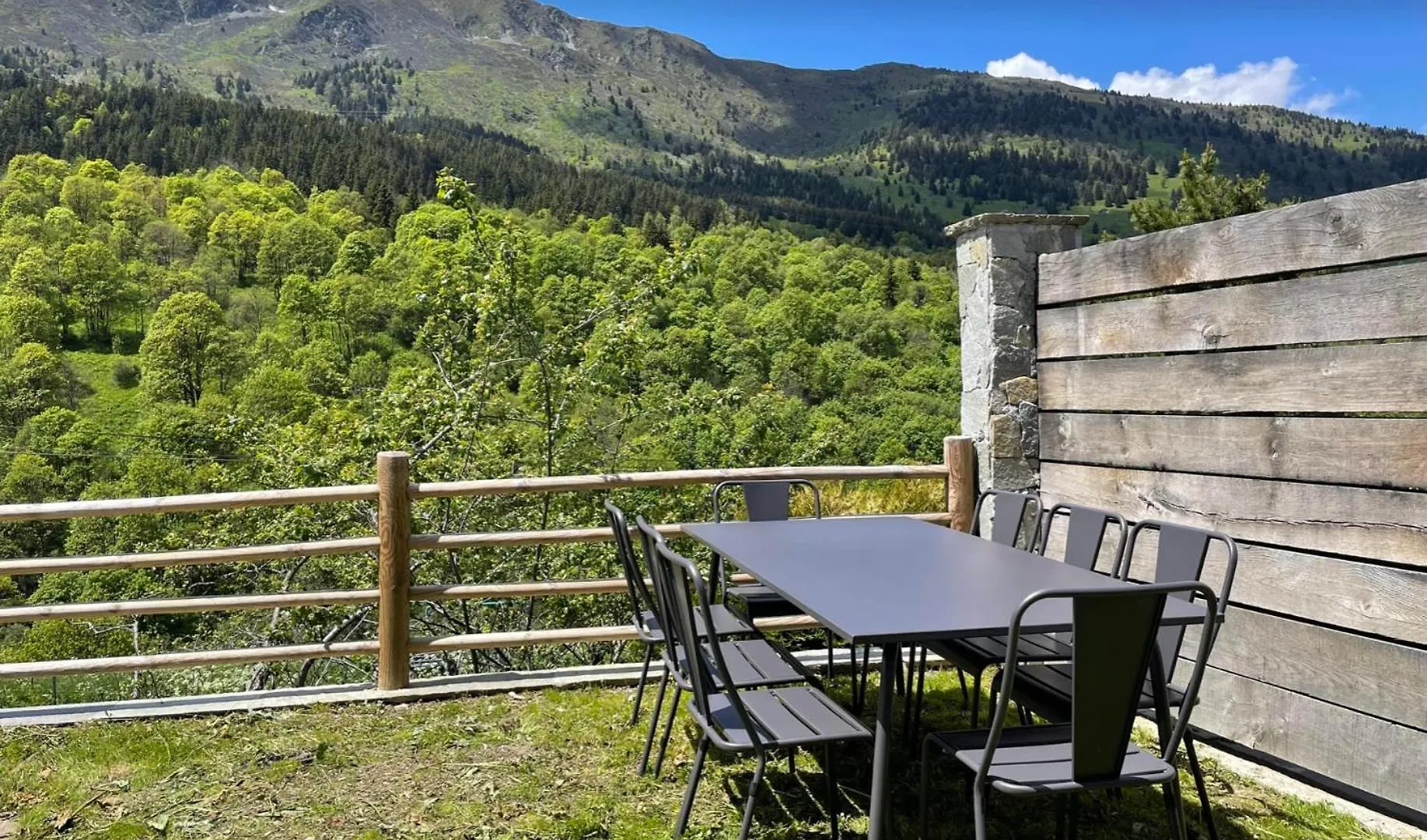 Panda Lodge - Chalet Luxueux Les Allues 0*,  France